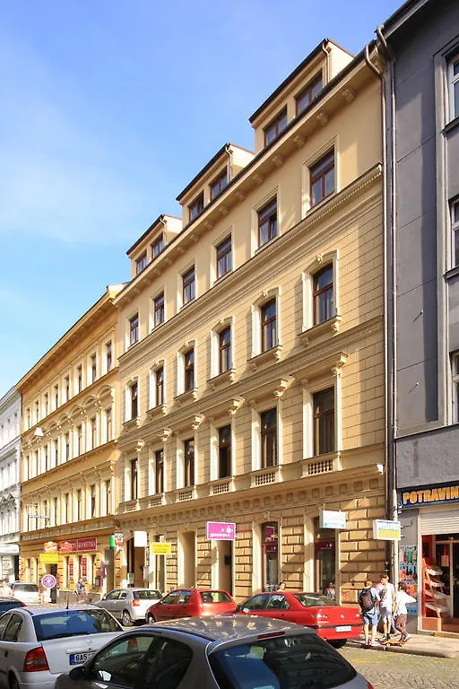Aparthotel Na Belidle Πράγα 3*,